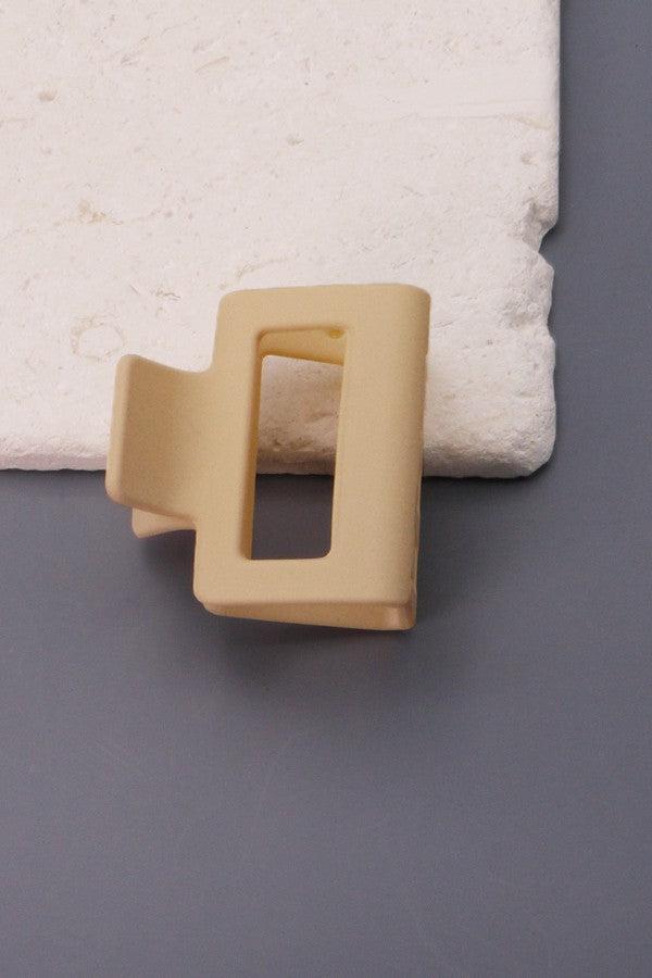 The Scottie Claw Clip in Nude The Good Babes Co.