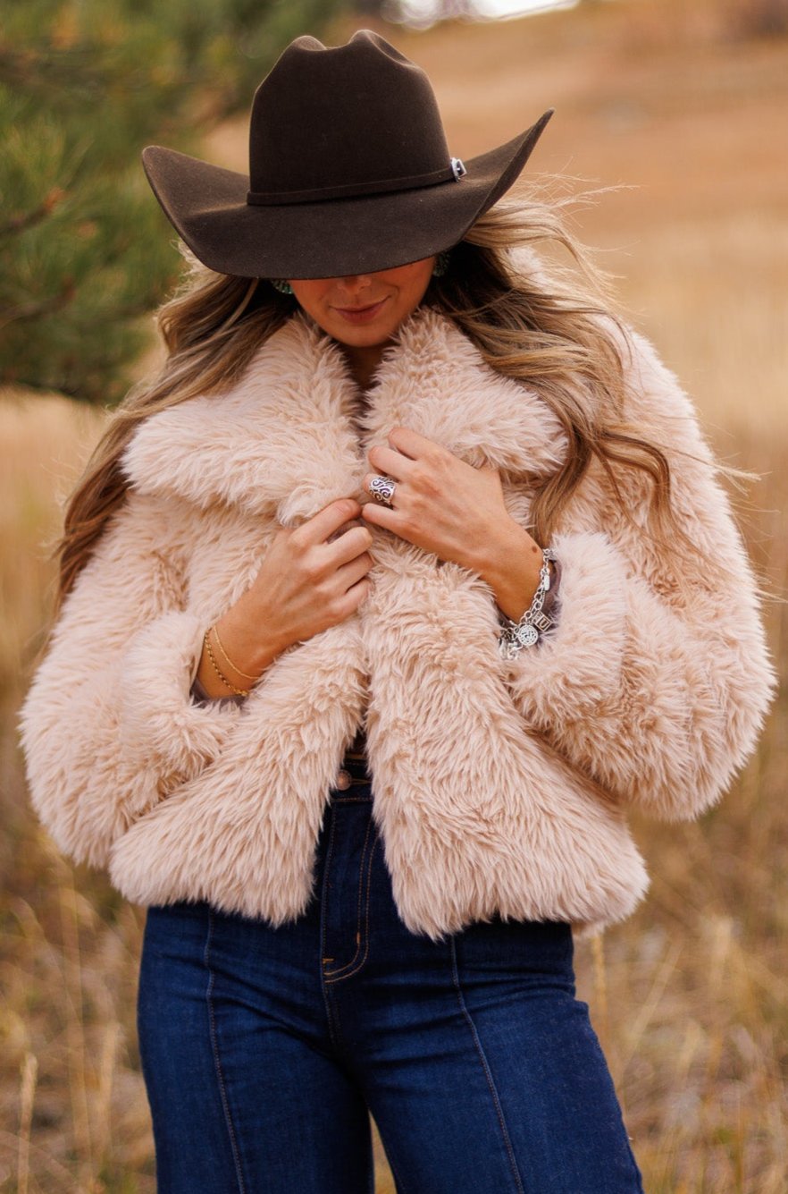 Sale The Cimarron Fur Coat L